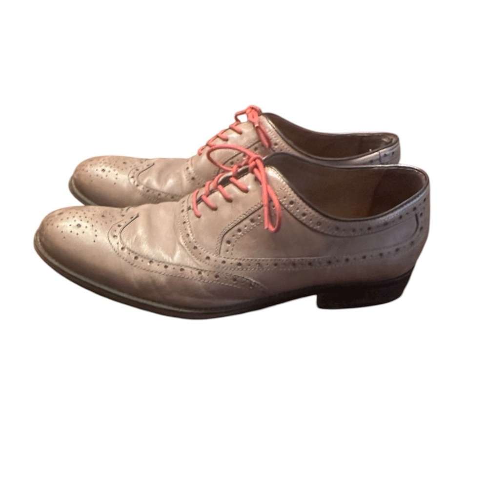 Johnston & Murphy Men’s Loafers
Size 10.5